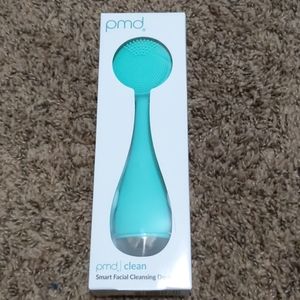 PMD Clean Smart Facial Cleansing Device